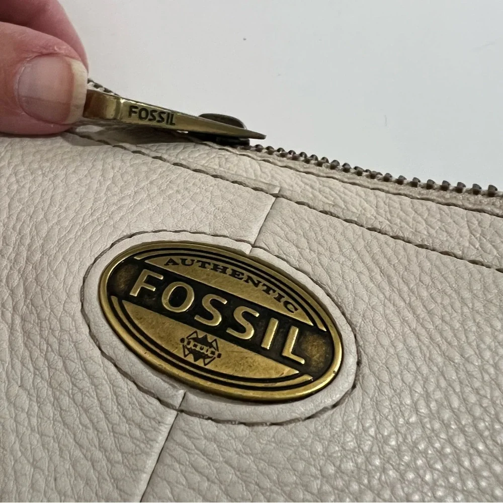 Vintage Fossil Beige Cream Pebbled Leather Crossbody Messenger Bag Unisex